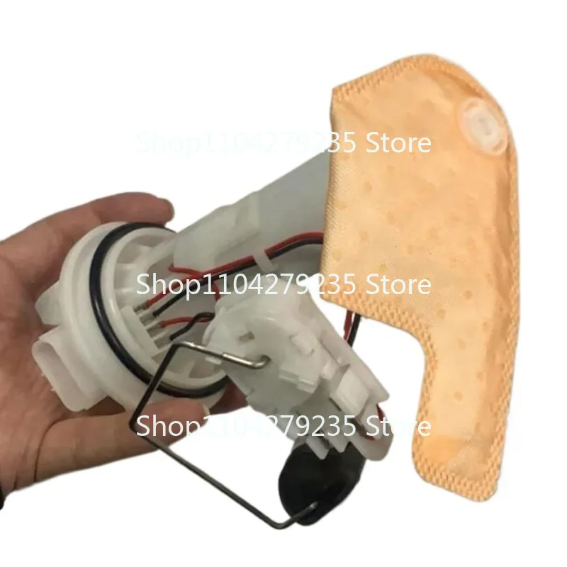 Топливный насос в сборе 16700-KZV-J02/DXTR-28/NBC-110/CUB-110 бензонасос