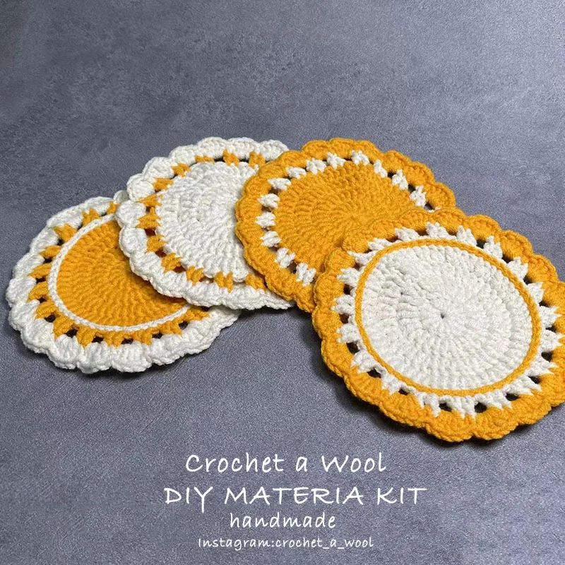 

4Pcs/Set DIY Retro Style Cotton Braid Cup Mat Material Kit Lovely Handmade Knitted Coaster Non-slip Cushion Edged With Lace