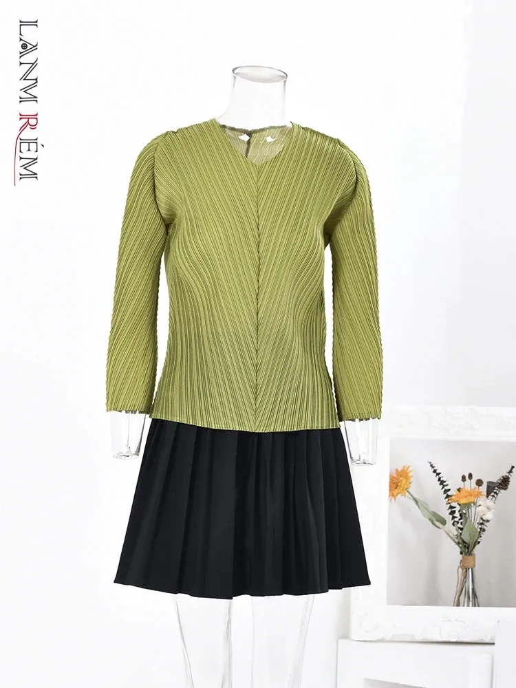 

LANMREM Versatile Solid Color Pleated T-shirt Women V Neck Long Sleeves Loose Tops Fashion 2024 Spring New Clothing 2AA2803