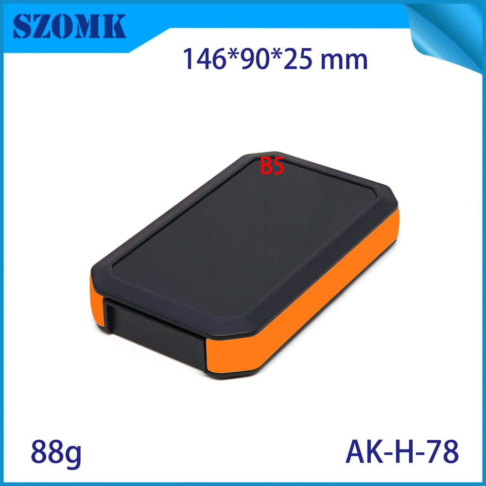 

SZOMK Пластиковый корпус для электроники 3x AAA черный