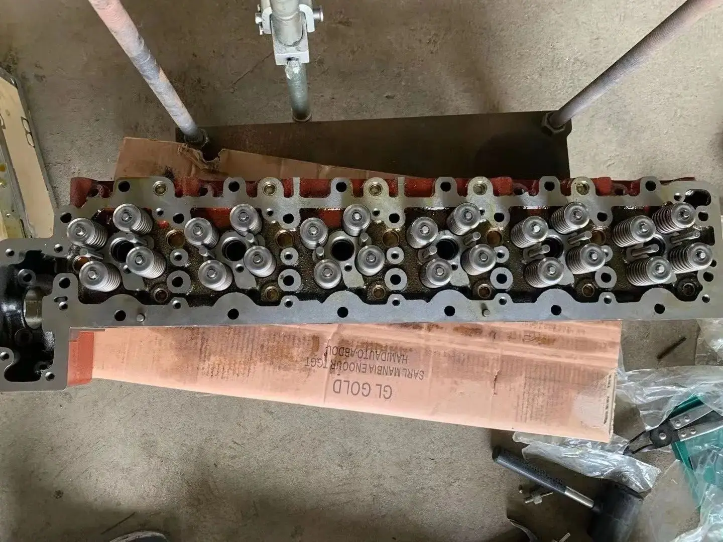 Головка цилиндра с клапаном для Hino J08CT J08C