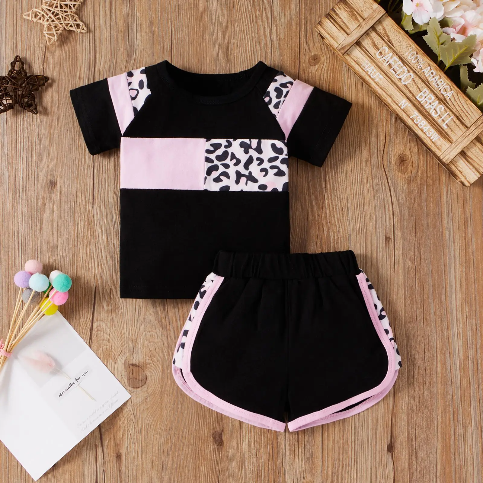 

Baby Girls Clothes Set Leopard Print Color Matching Short Sleeve O-neck Tops+shorts Summer Infant Boy Casual Clothes Set