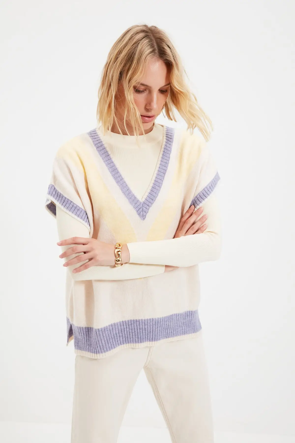 

Trendyol With Color Block V-Neck Knitwear Jumper 2021 Winter Autumn Spring Fashion Thick Casual Women Top Outfit TWOAW22BZ0018