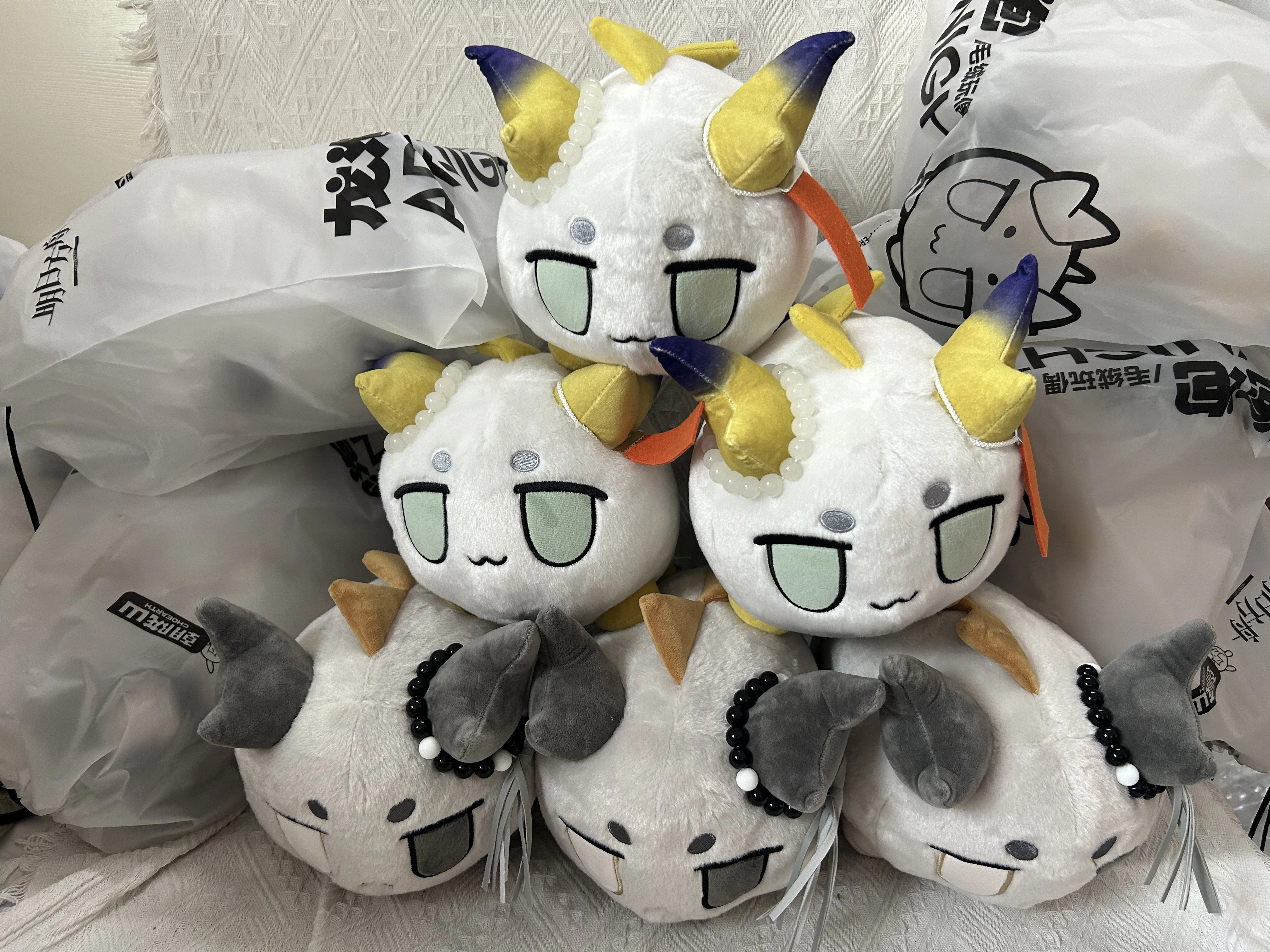 Фото В наличии: Официальная фигурка Arknights Wang Shu Nian Dusk VER. Плюшевая игрушка-подушка Dragon Bubble: одежда для кукол, аниме-игрушка, игрушка для косплея №2