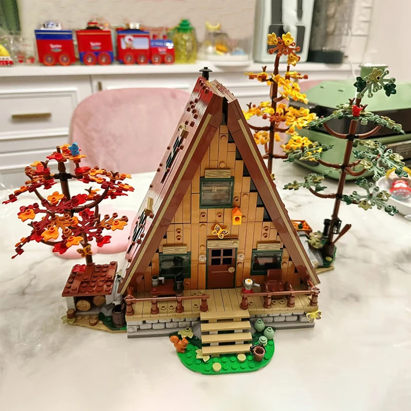 

New A-type Cottage Building Blocks Bricks Compatible 21338