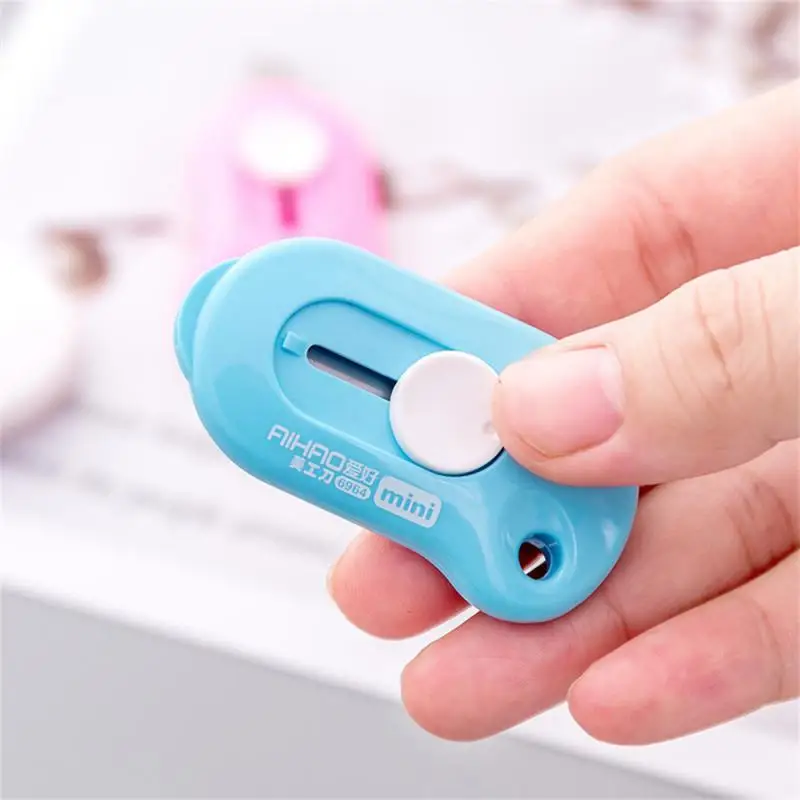 

1 PC Cute Paper Cutter Retractable Mini Utility Knives Express Box Knife School Stationery Home Diy Supplies Random Colors