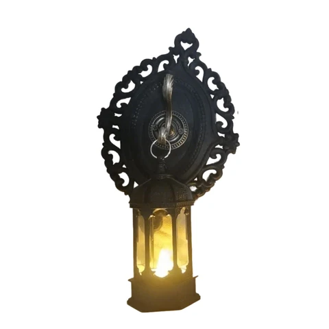 Черный готический подсвечник