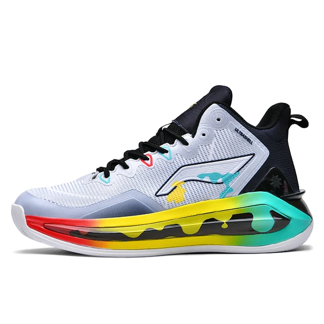 Баскетбольные кроссовки Spalding