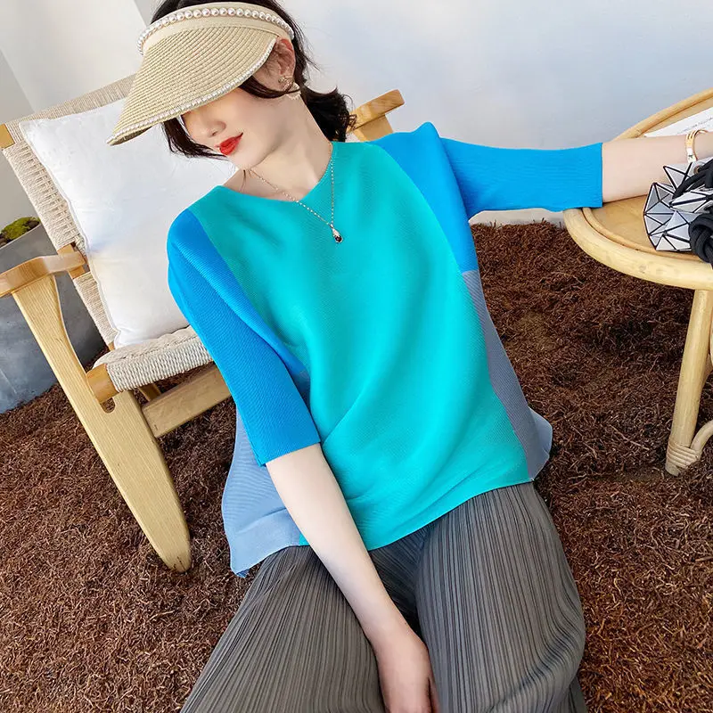 

Fold -colored t shirt top female 2022 summer o neck loose thin fashionable high -end short -end wild casual T -shirt female tops