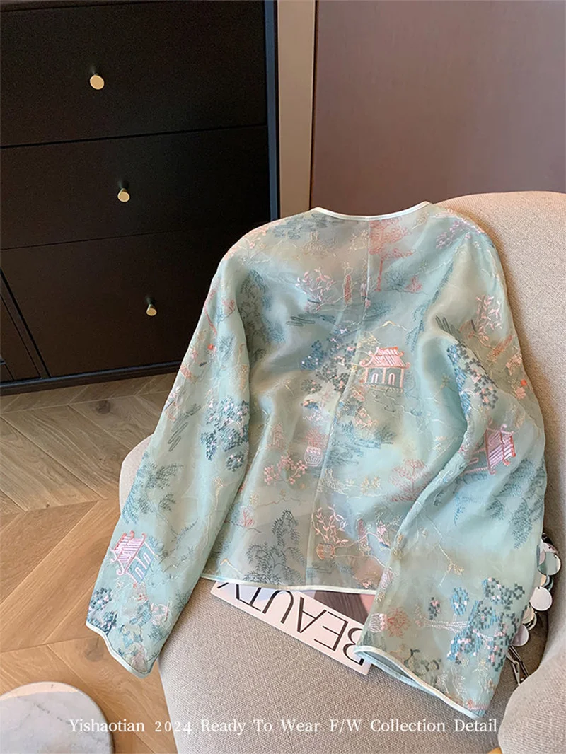 Женская куртка с вышивкой в китайском стиле