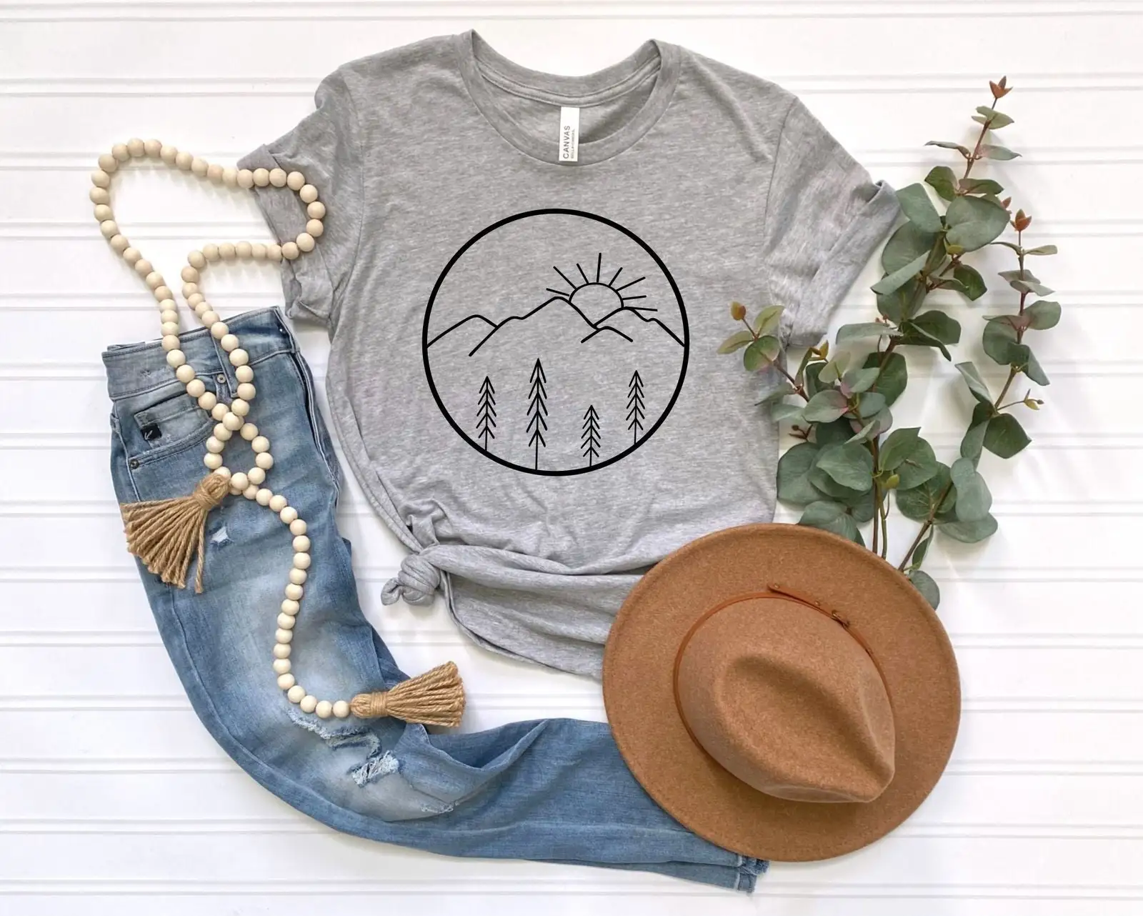 Футболка Приключение Солнце и Гора минималистичный Монтеи лагерь любовник