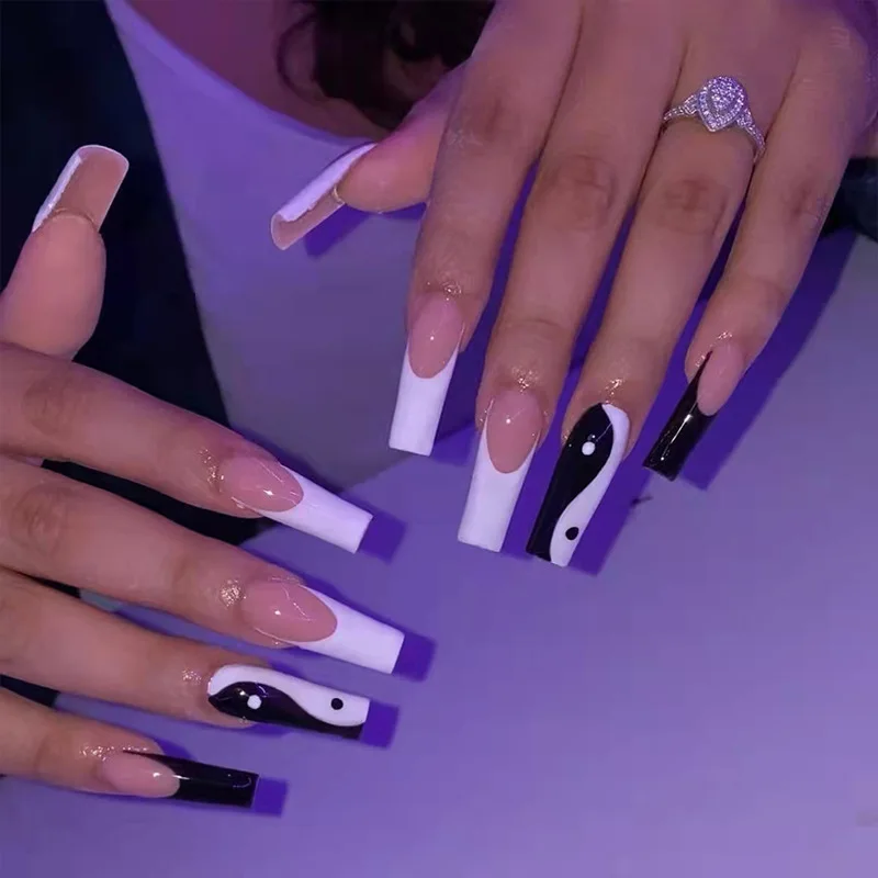 

24Pcs/Box Long Coffin False Nails with White Black Taichi Design Ballerina Fake Nail Patches Press On Nails Manicure Nail Tips