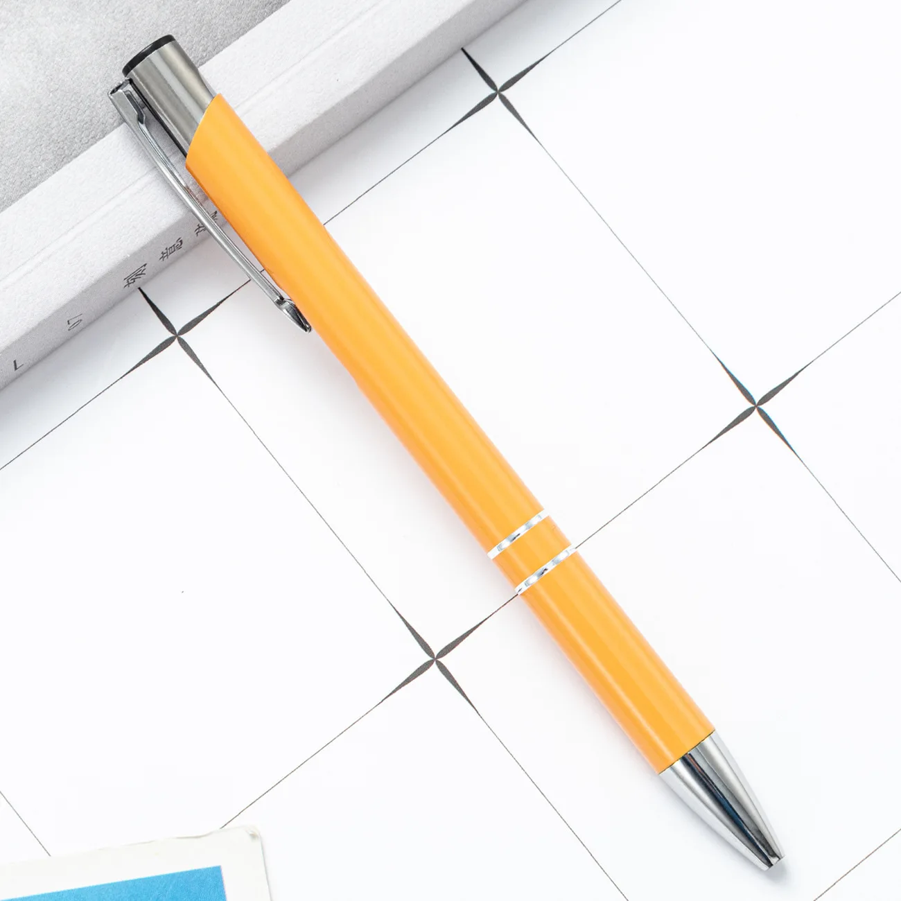 

100pcs/lot Custom Logo or Name Luxury Student Pen Stainless Engraving Technology Ball Point Pen Office Supplies