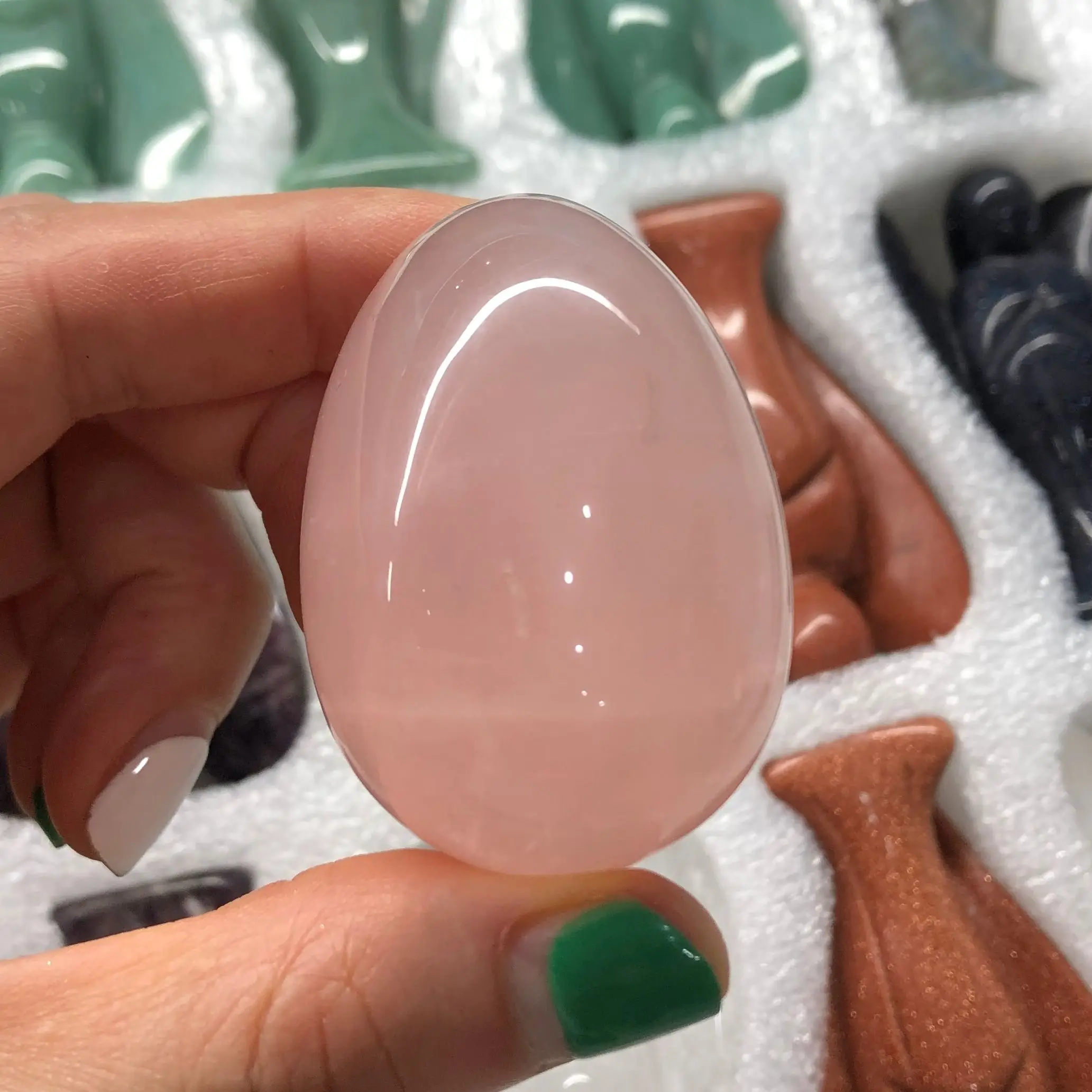 

5cm New Women's Pink Crystal Beauty Egg Massage Egg Moisturizing Powder Crystal Facial Massager Facial Lifting Jade Massager