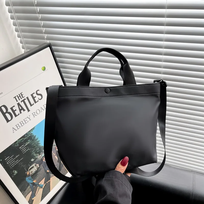 

Новинка 2023, вместительные сумки, женская нейлоновая тканевая сумка на плечо, простые корейские сумки через плечо из искусственной кожи, Женские винтажные сумки