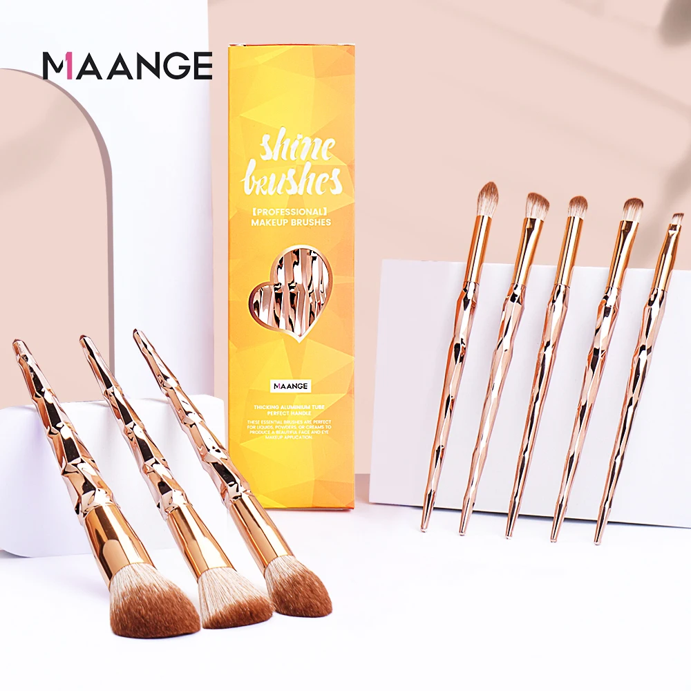 

MAANGE 8pcs Christmas Makeup Brushes Set Highlighter Eye Shadow Brush Blush Beauty XMAS Gift Diamond Brushes Cosmetic Tools