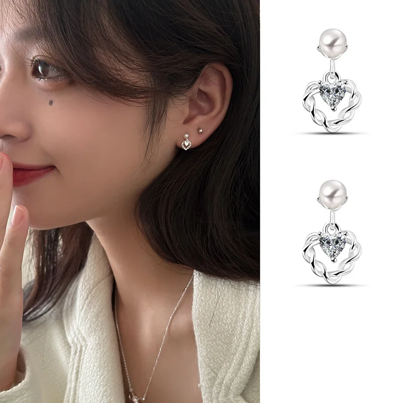 Женские серьги-гвоздики из серебра 925 пробы с жемчугом