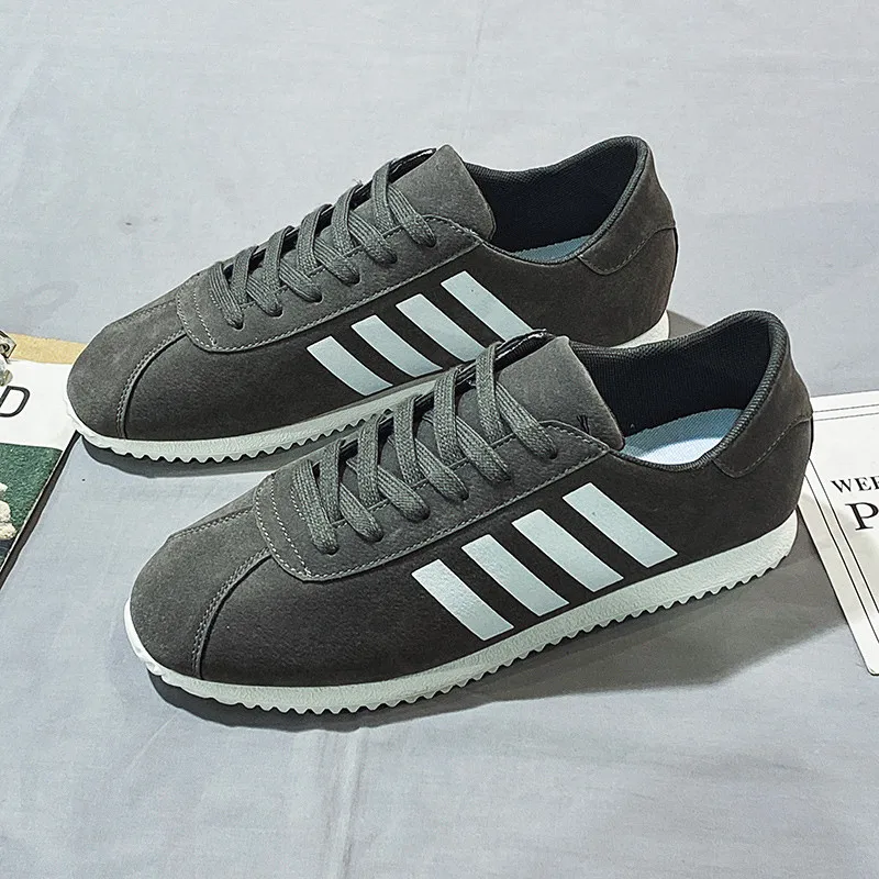 Classic Black Running Shoes for Men Comfortable Breathable Walking Jogging Sneakers Men Sports Shoes Lightweight Men's Sneakers