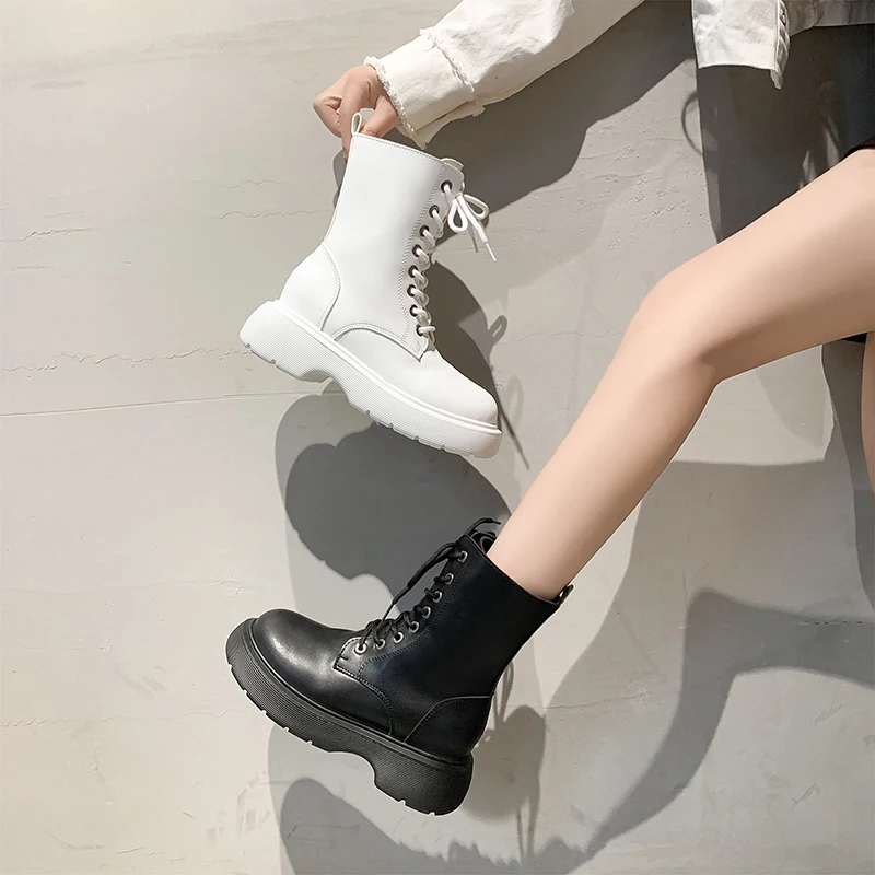 2022 Autumn and Winter New Fashion, Versatile, Comfortable, Thick-soled, Warm Thick-heeled short Boots, Single Boots Women