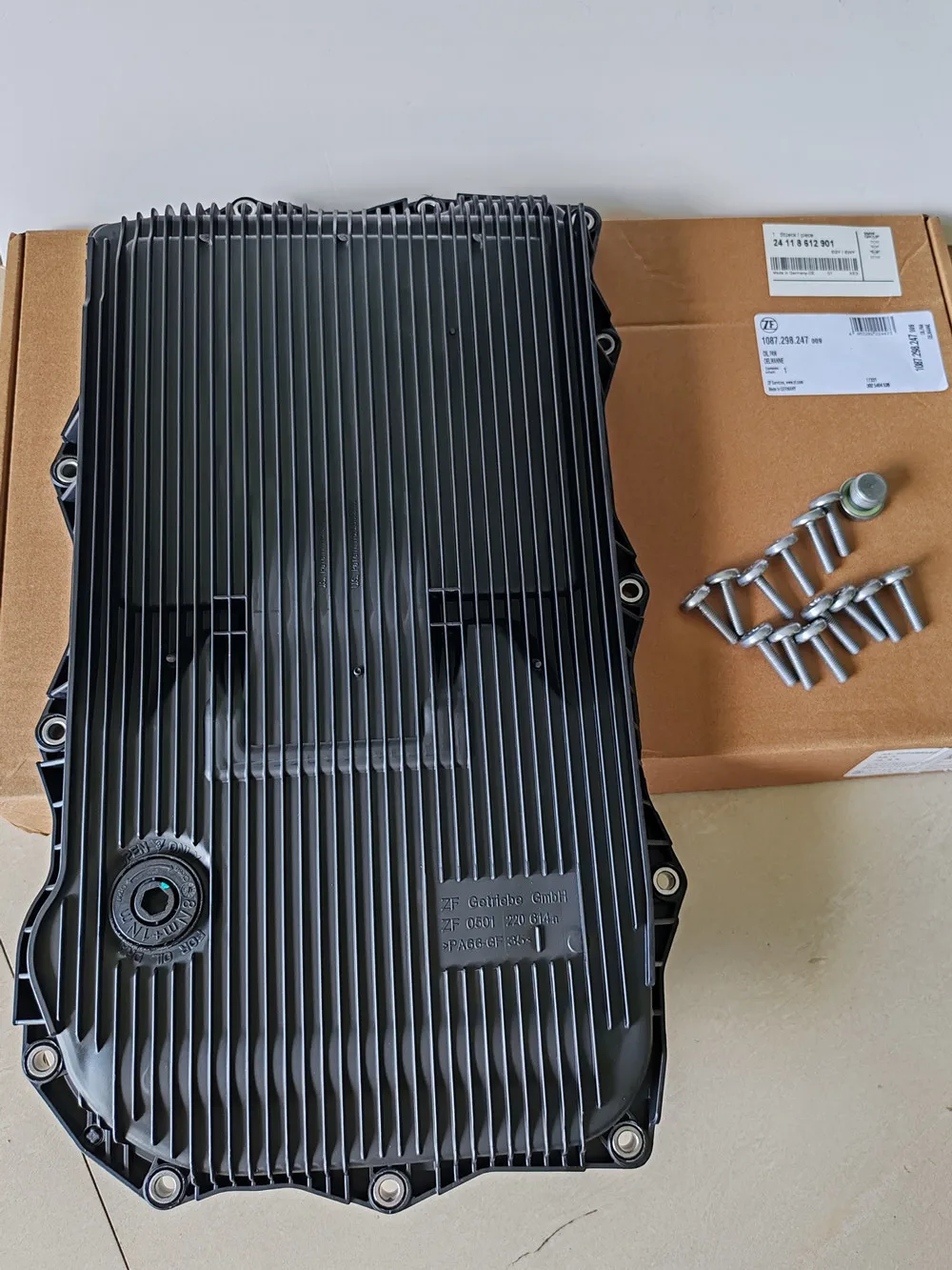 

OEM Автоматическая коробка передач масляный фильтр в сборе 24118612901 для BMW 8 скоростей 8HP45 8HP70 230i 320i 328i x4 x5