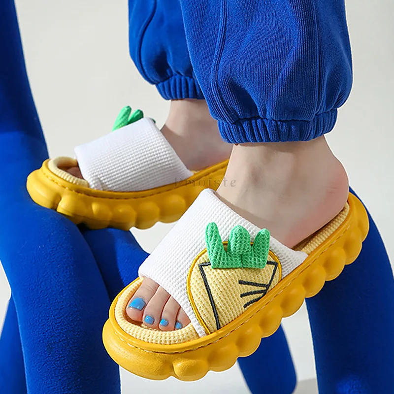 Carrot Shaped Women Indoor Slippers Thick Platform Slippers for House Eva Non-slip Thick Sole Shoes for Woman Flat Shoes Couples