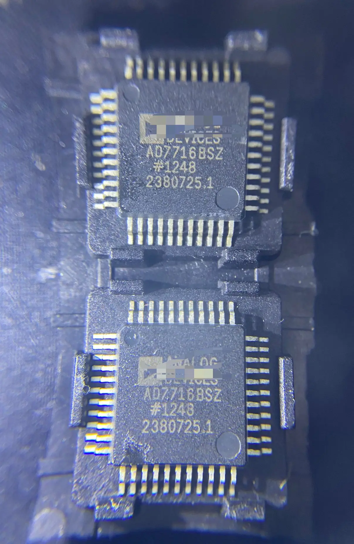 

2 шт./партия AD7716BSZ AD7716BS AD7716 QFP44 Новинка
