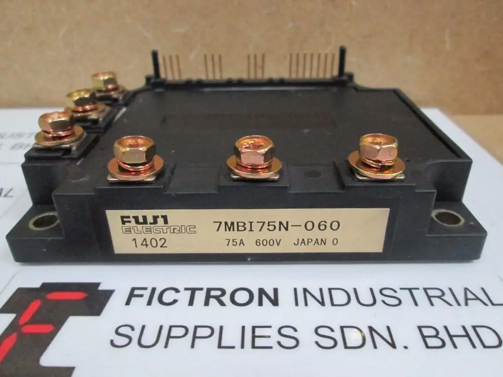 Новый 1 шт. 7MBI75N-060 FUJI IPM модуль 7MBI75N060
