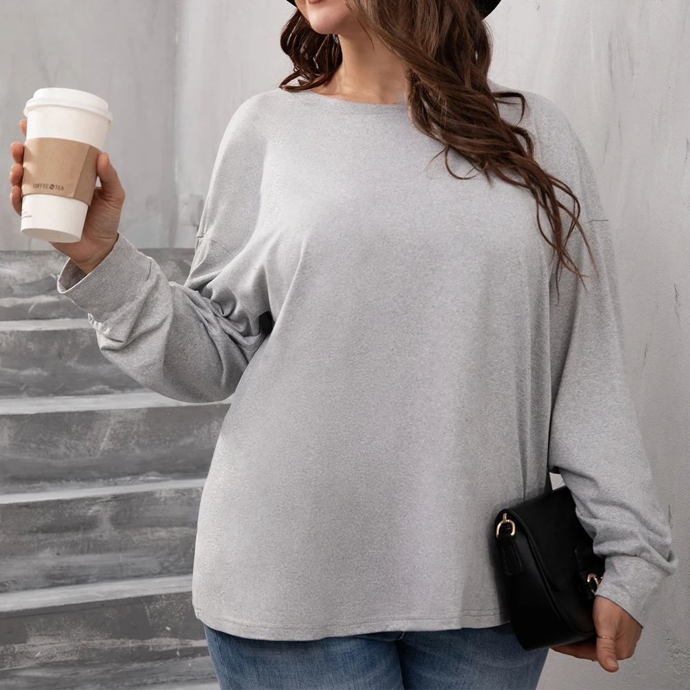 

Plus Size Women Long Sleeve Crew Neck T-Shirt Loose Solid Backless Casual Tops Casual Daily Hollow Blouse XL -4XL