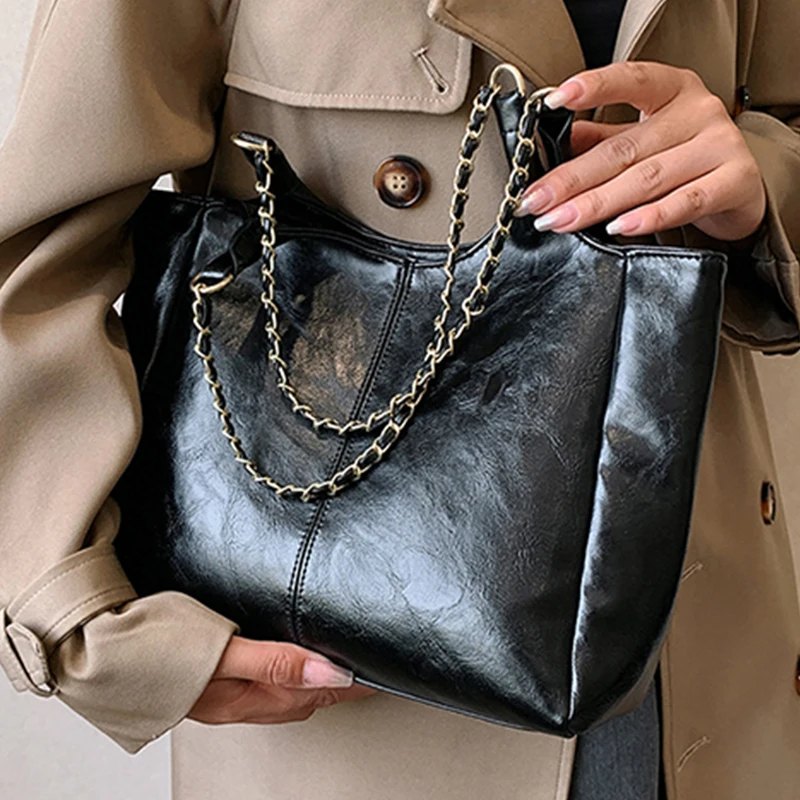 

Женская Черная сумка через плечо для подмышек, вместительные эстетичные сумки-тоуты из вощеной кожи для влюбленных, элегантные женские сумки с металлической цепочкой