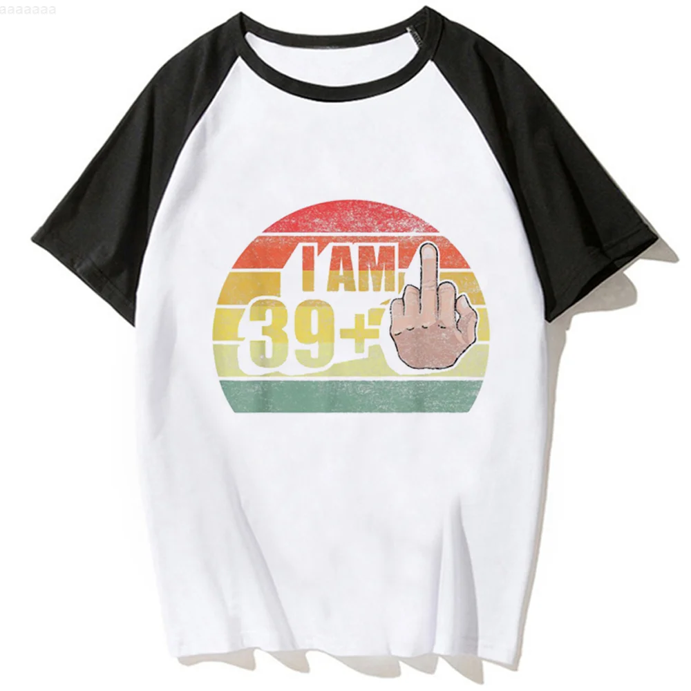 

Мужская футболка с графическим дизайном 40 и 40 лет