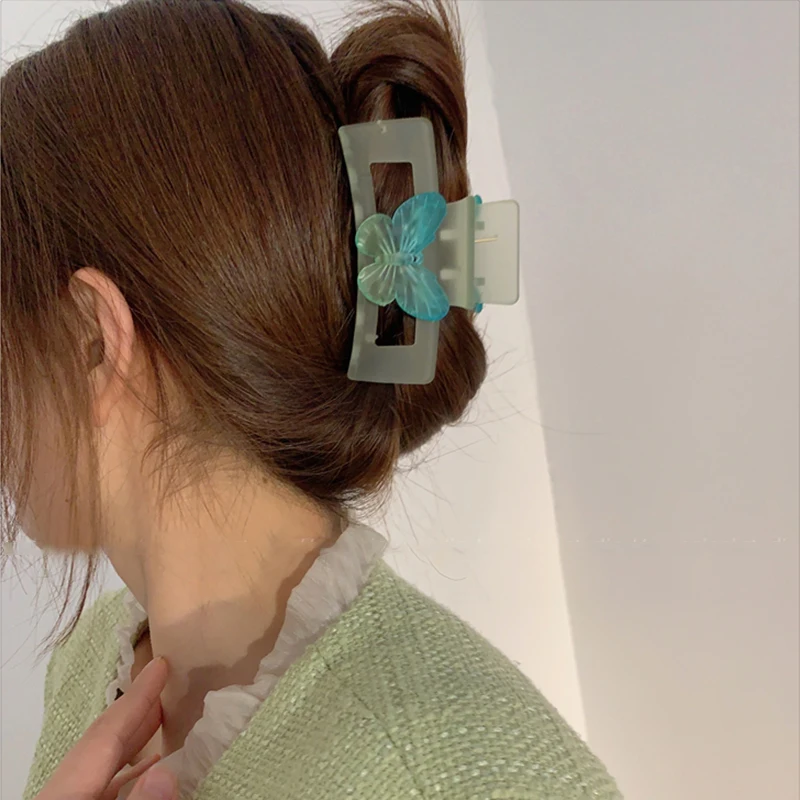

1PCS New Green Color Butterfly Big Hair Claw Clips Grip Barrettes Clamps Girls Hairpin Hair Styling Accessories Large Crab Clip