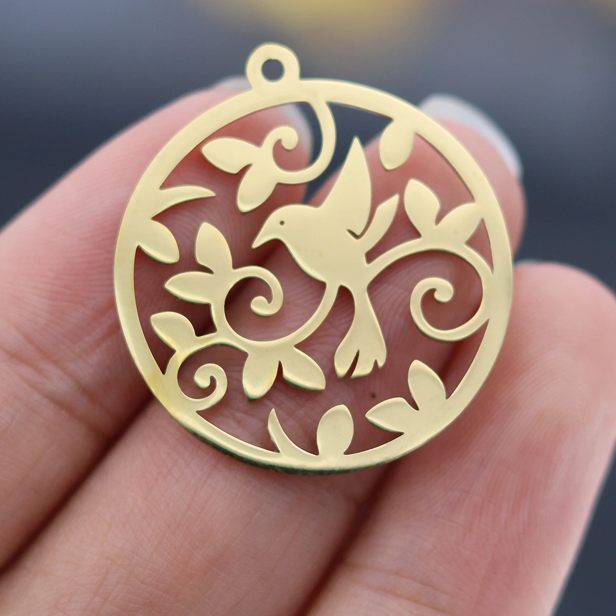 3 шт. изысканные филигранные Летающие птицы листья круглые полые подвески