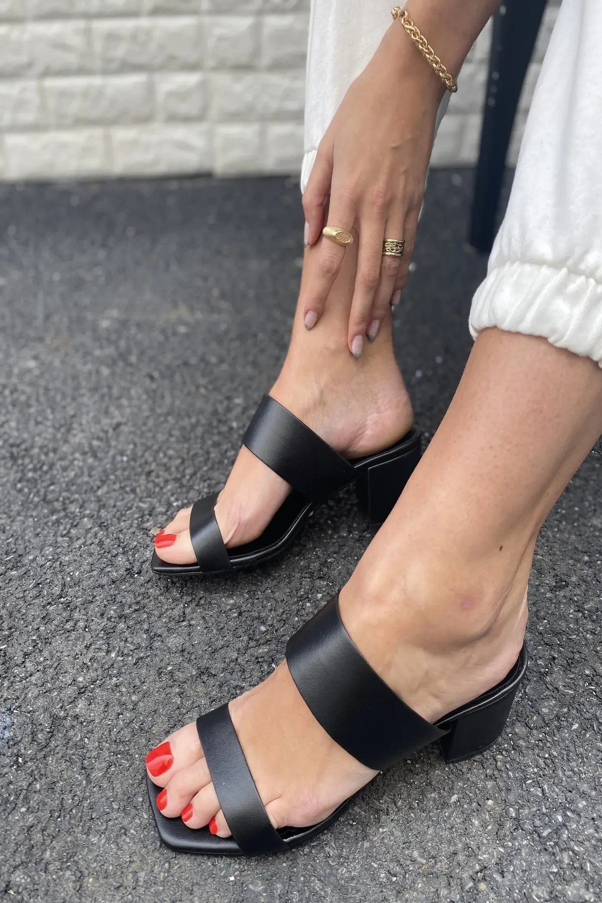 

Women's Shoes