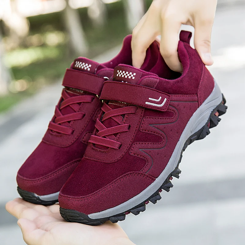 Womens Casual Walking Shoes Outdoor Mother Flat Shoe Mesh Upper Breathable Designed Sneakers  Anti-slip Sapatos De Caminhada