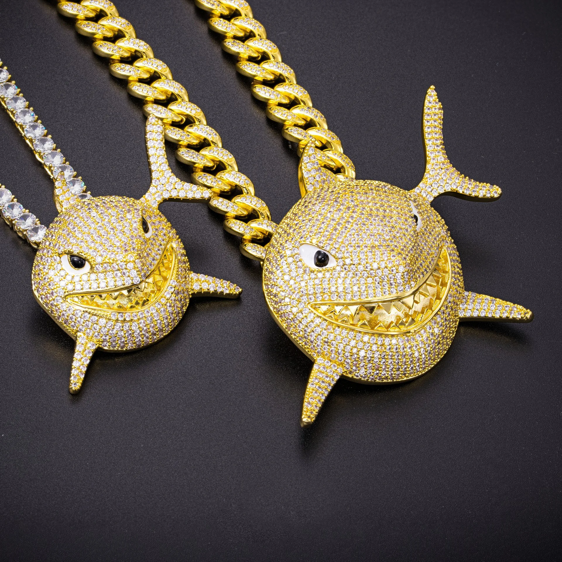 

Кулон в стиле хип-хоп с покрытием из 18-каратного золота