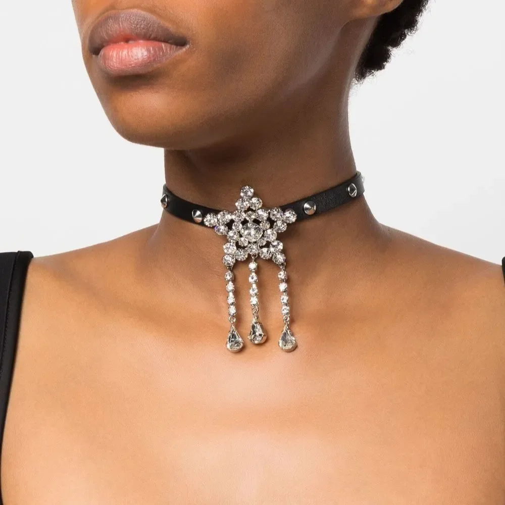

Tassel Necklace Europe America Star Tassel Crystal Cowhide Choker Necklace Women Fashion Designer Brand Party Jewelry Trends