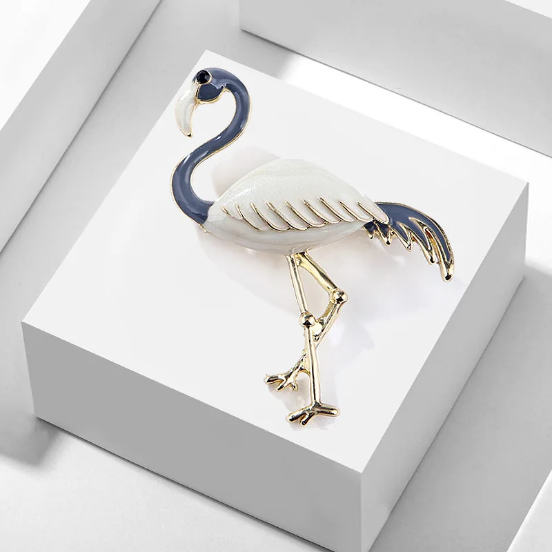 

TULX Cute Flamingo Bird Brooches Women Men's Metal Animal Brooch Enamel Pins Banquet Broche Party Gifts Scarf Buckle