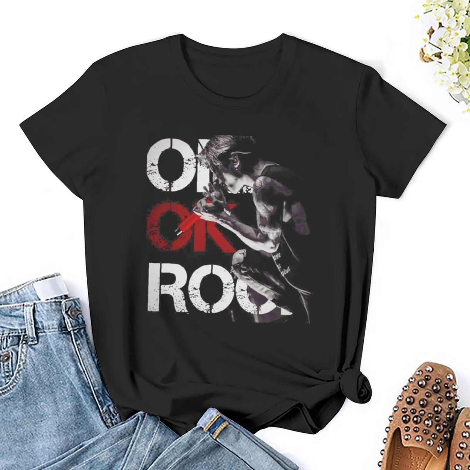 Женская футболка с надписью ONE OK ROCK TakA