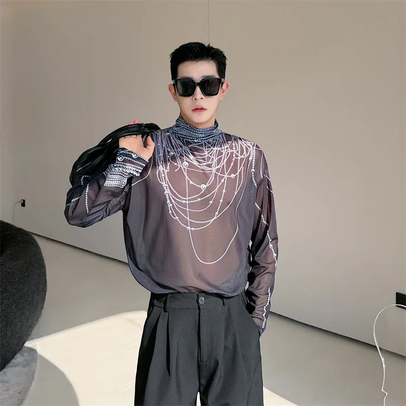 Мужская футболка с воротником-стойкой подходящая ко всему черная длинным