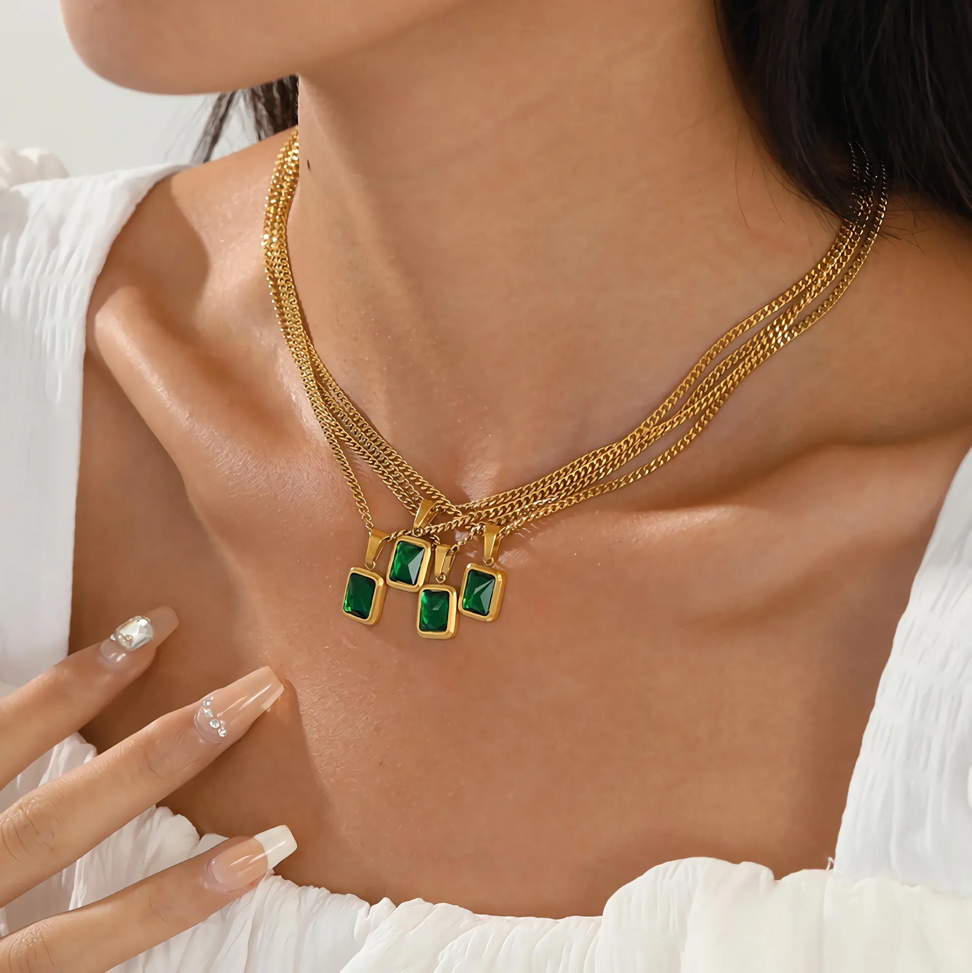 

Лидер продаж 2023, ожерелье с подвеской из изумруда для женщин, модная позолоченная цепочка из нержавеющей стали с цирконием, ожерелье, ювелир...