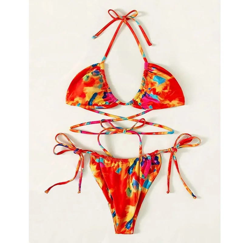 

Купальник-бикини с эффектом пуш-ап и лямкой на шее