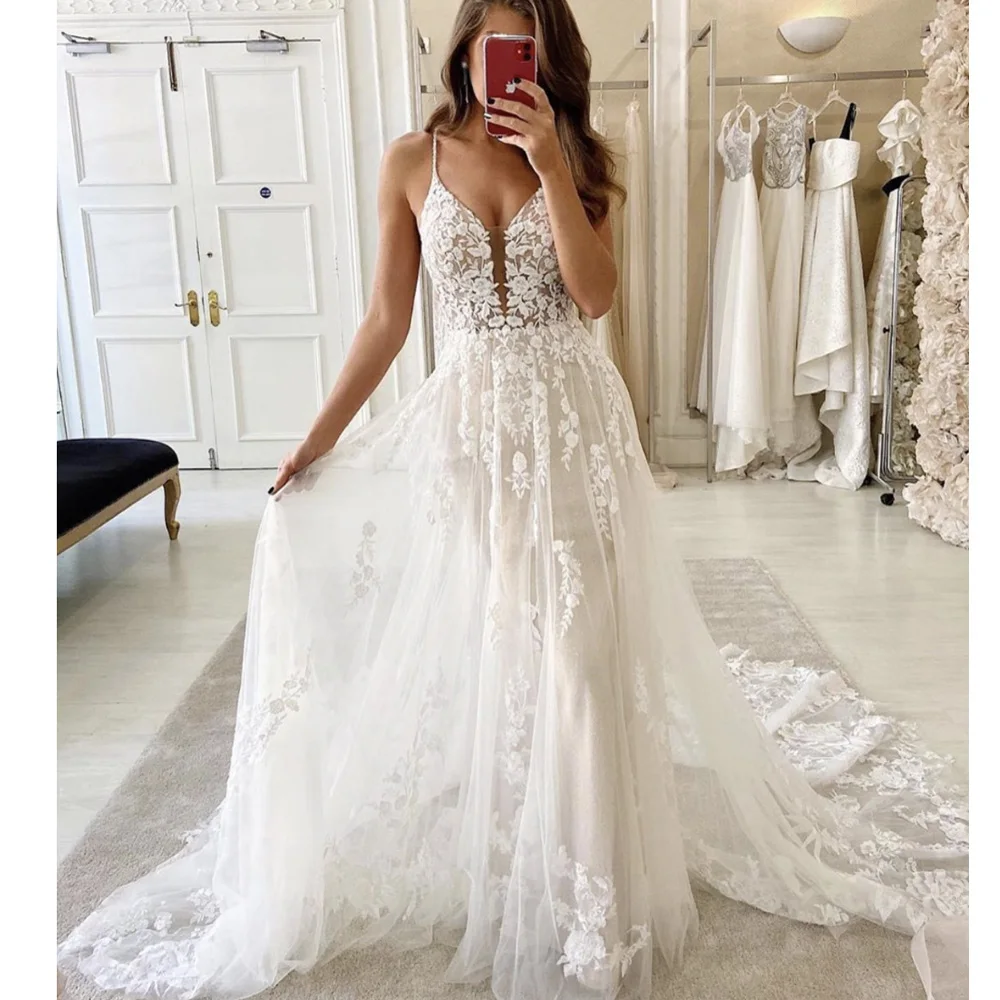 

JIERUIZE Lace Appliqués Luxury Wedding Dresses Deep V-Neck A-Line Spaghetti Straps Bridal Gowns Vestido De Noiva Court Train