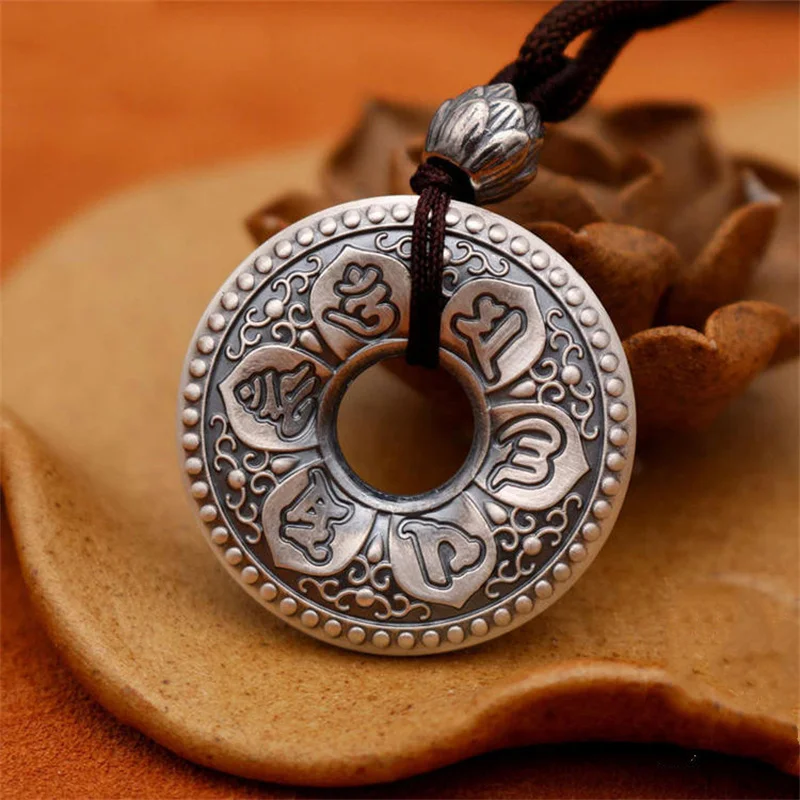 

Vintage Six-character Mantra Pendant Necklace For Lady Jewelry Personality Pray Blessing Buddhist Accessories Retro Necklaces