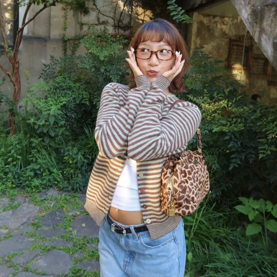 Отправьте 2024 осень Южная Корея Nie * Eh цветные пуговицы вязаный свитер кардиган