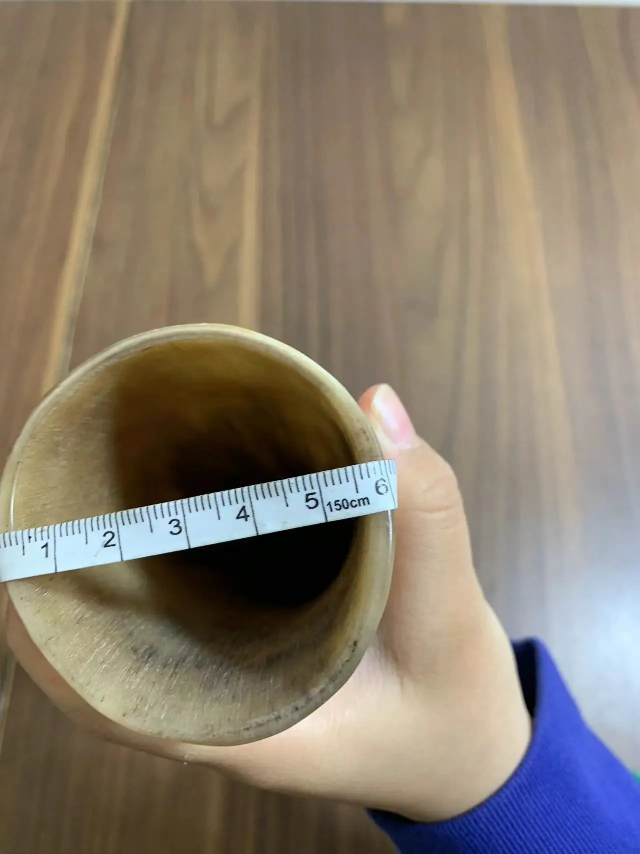 Unquie Натуральный стоячий цилиндр скребковая трубка массажный рог яка огонь банки