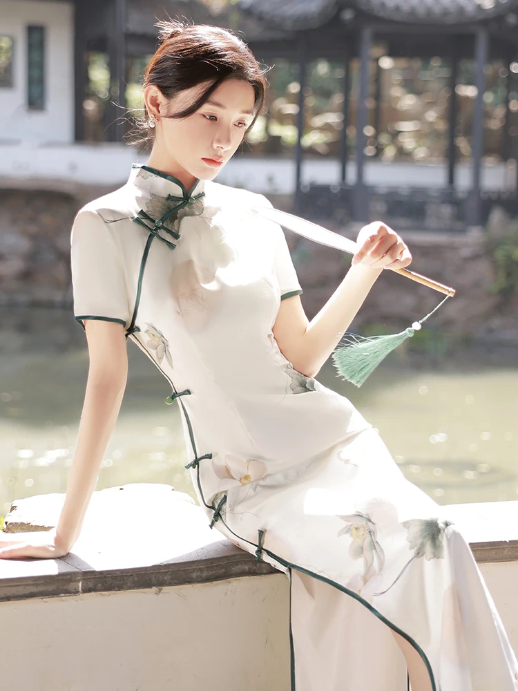 

High end Cheongsam Vintage Loose Sleeve Chinese Traditional Dress Slim Female Women Long Qipao Quincenera Dress