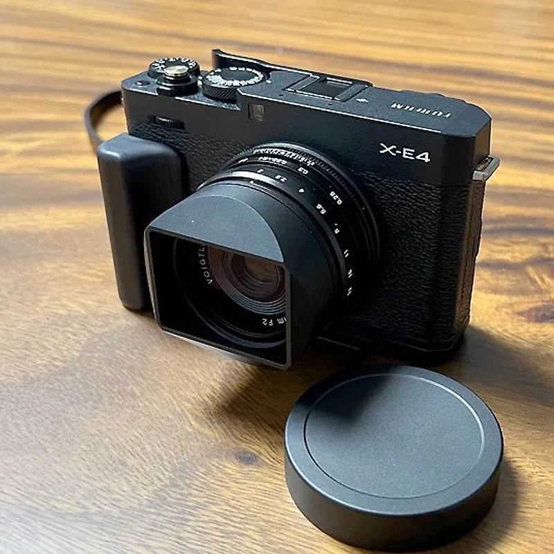 Фото Ввинчивающаяся металлическая квадратная бленда для VOIGTLANDER ULTRON 27 мм F2 COLOR-SKOPAR 18 мм F2.8 поставляется с металлической крышкой №5