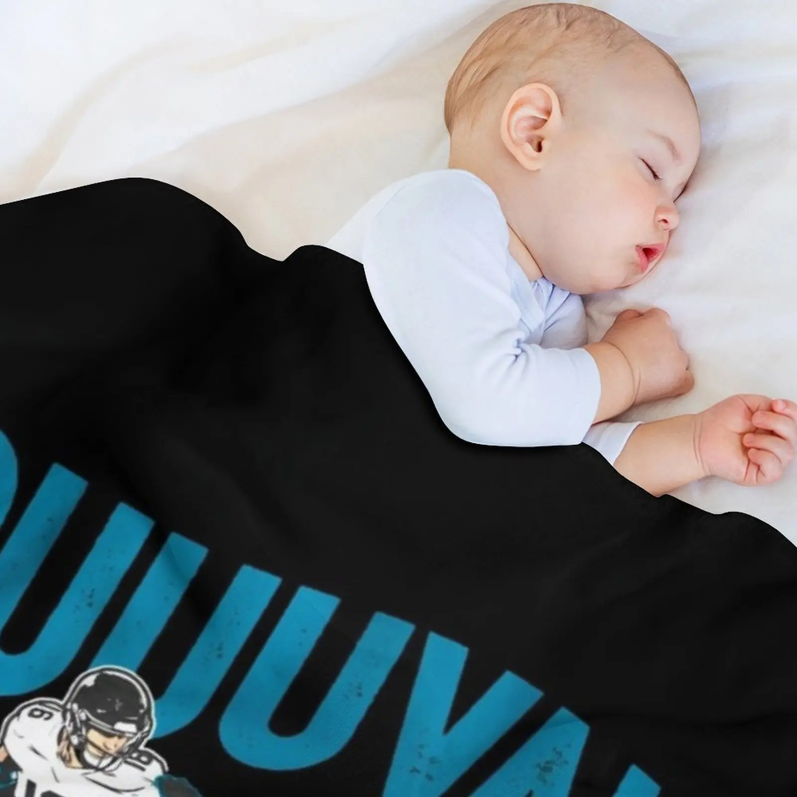Фото Плед Trevor Lawrence Duuuval, теплый декоративный плед для украшения гостиной №3