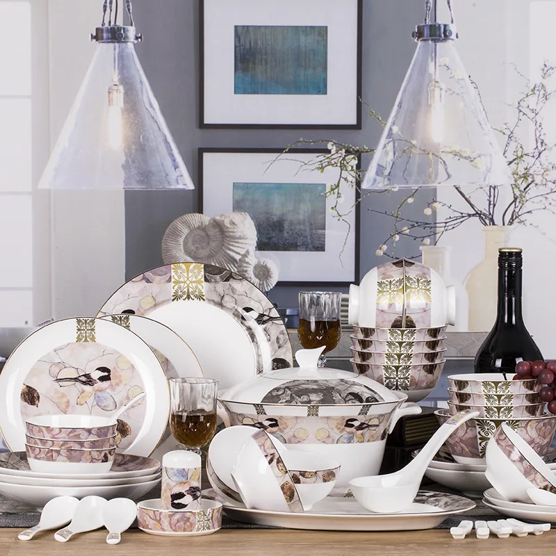 

European Jingdezhen Bone China set creative ceramic tableware dishes spoons 58 pieces of household wedding gifts