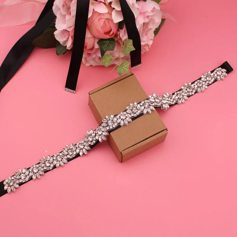 

women's wedding dress belt, silver jewelry, rhinestones, pearls, sparkling crystals, evening dress, diamond belt